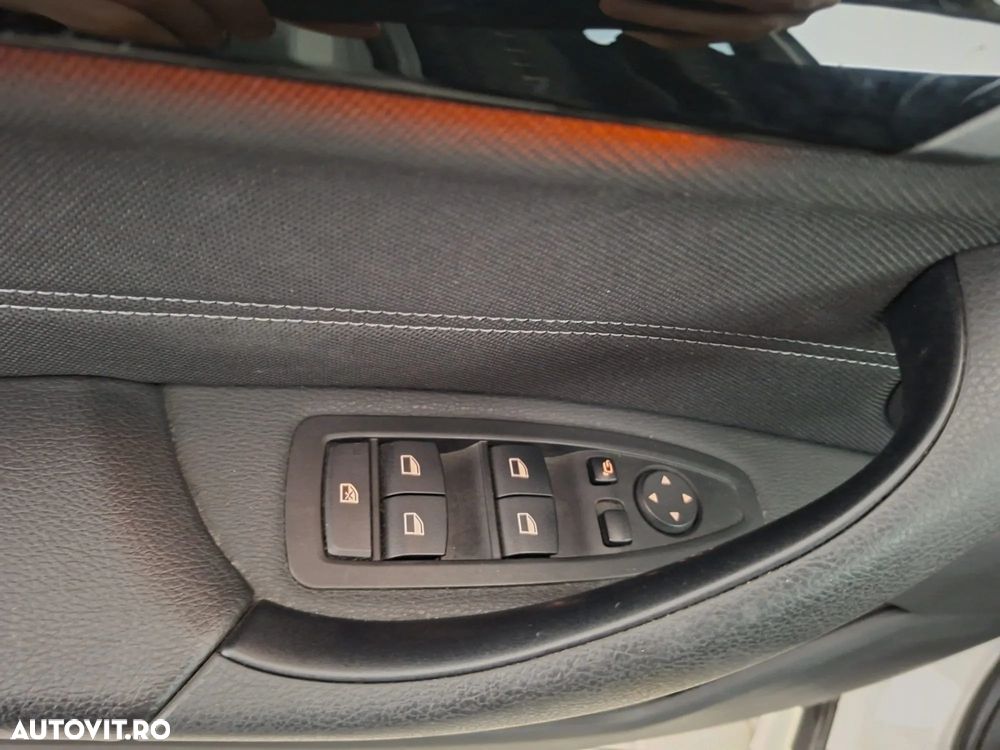 BMW X1 xDrive18d Aut. Sport Line - 15