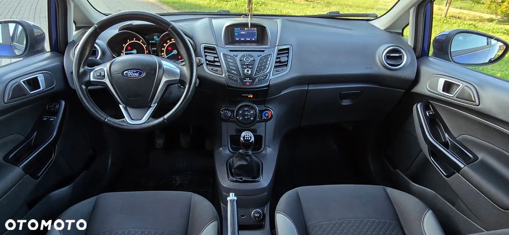 Ford Fiesta 1.0 EcoBoost S&S ST-LINE - 24