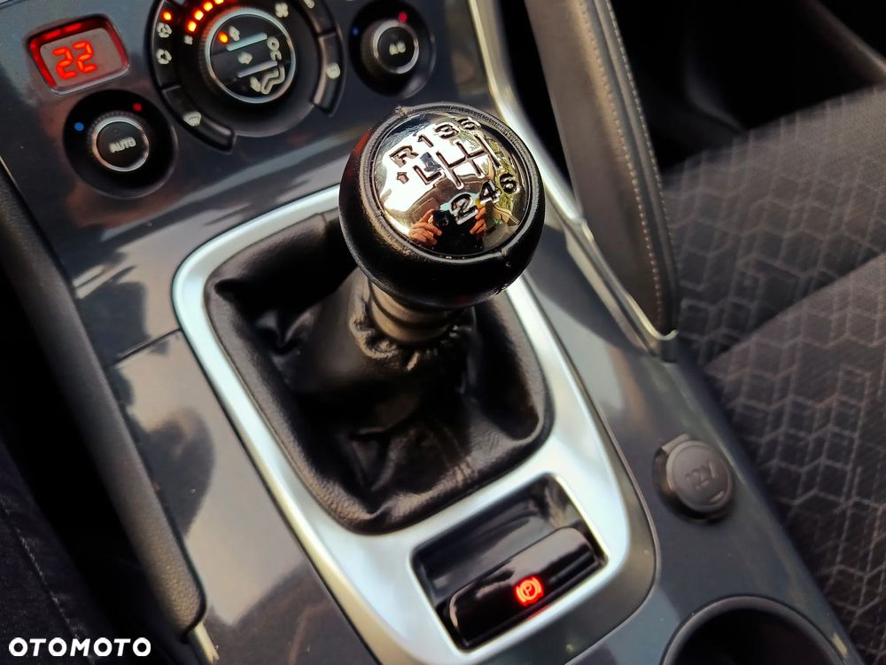 Peugeot 3008 BlueHDi 120 Stop & Start Allure - 24