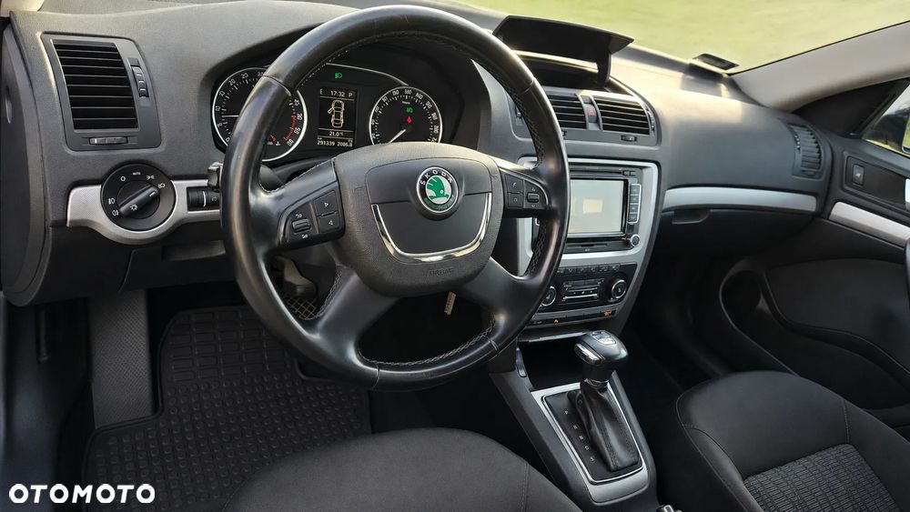 Skoda Octavia 2.0 TDI DPF Elegance DSG - 4