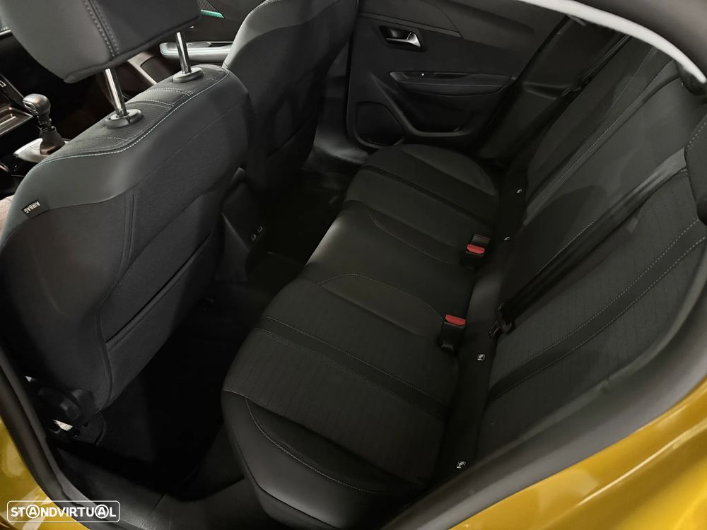 Peugeot 208 PureTech 100 Allure Pack - 11