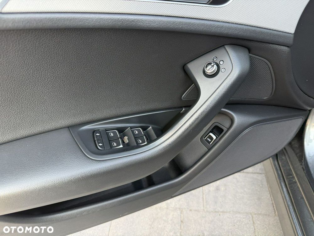 Audi A6 Avant 3.0 TDI Quattro S tronic - 12