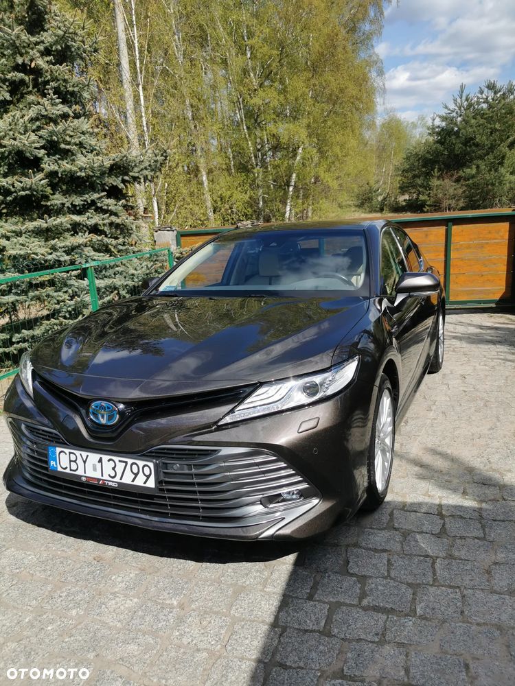 Toyota Camry - 7
