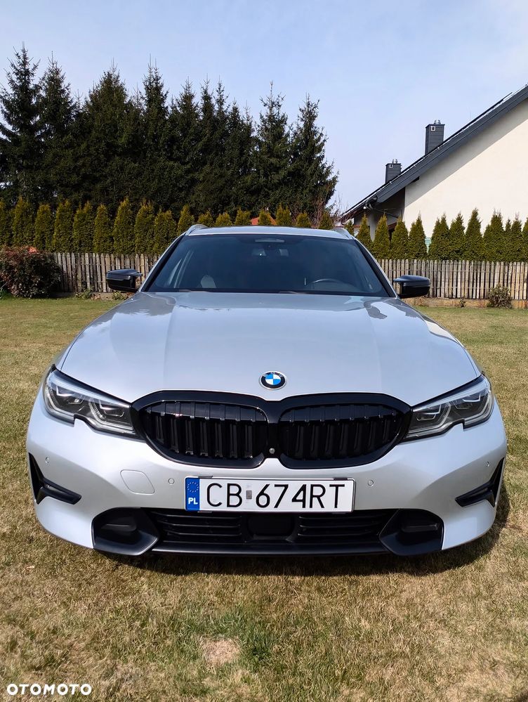 BMW Seria 3 318d Sport Line Shadow - 17