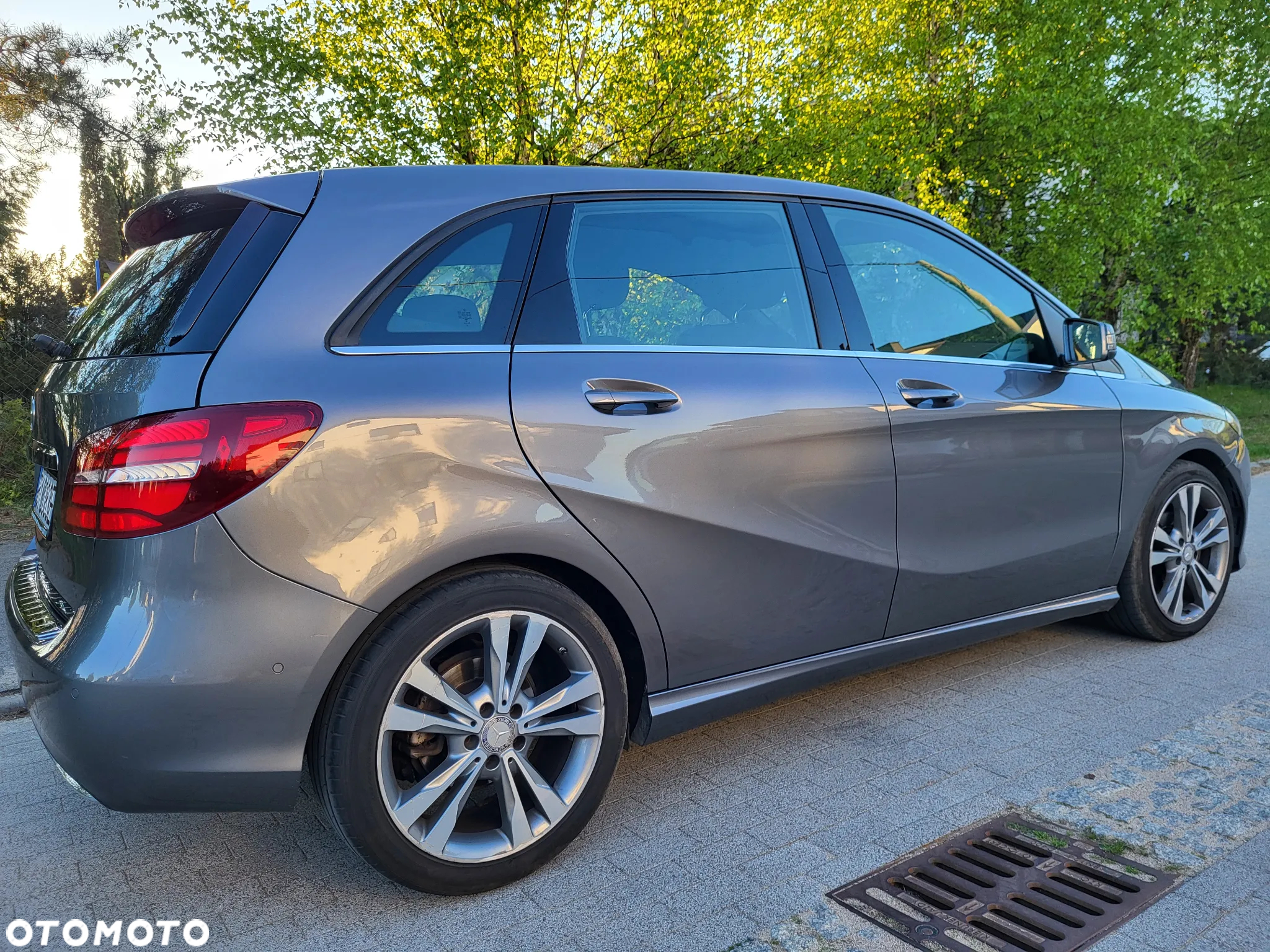 Mercedes-Benz Klasa B 180 CDI BlueEFFICIENCY Edition Style - 16