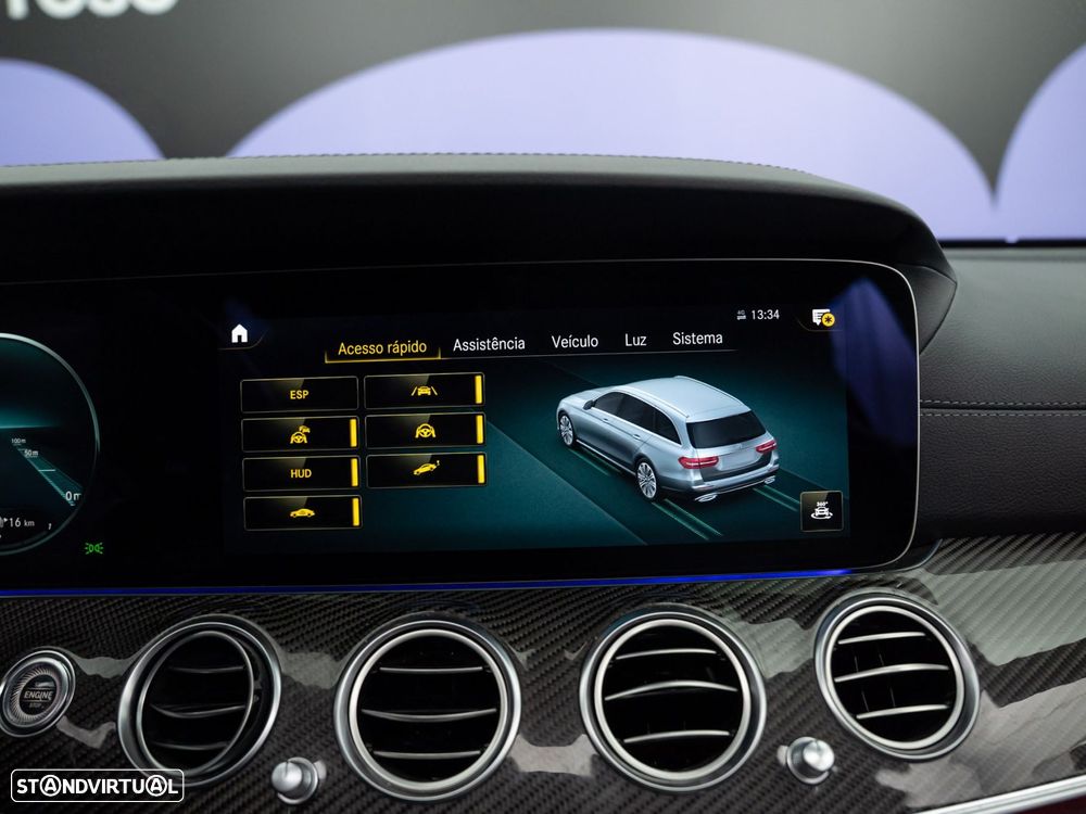 Mercedes-Benz E 300 de AMG Line - 36