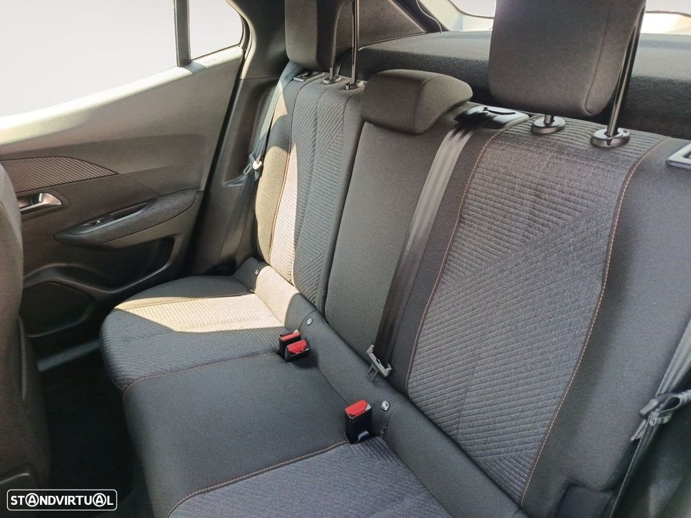 Peugeot 2008 1.2 PureTech Style - 13