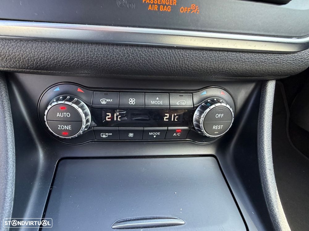 Mercedes-Benz GLA 220 d AMG Line - 16