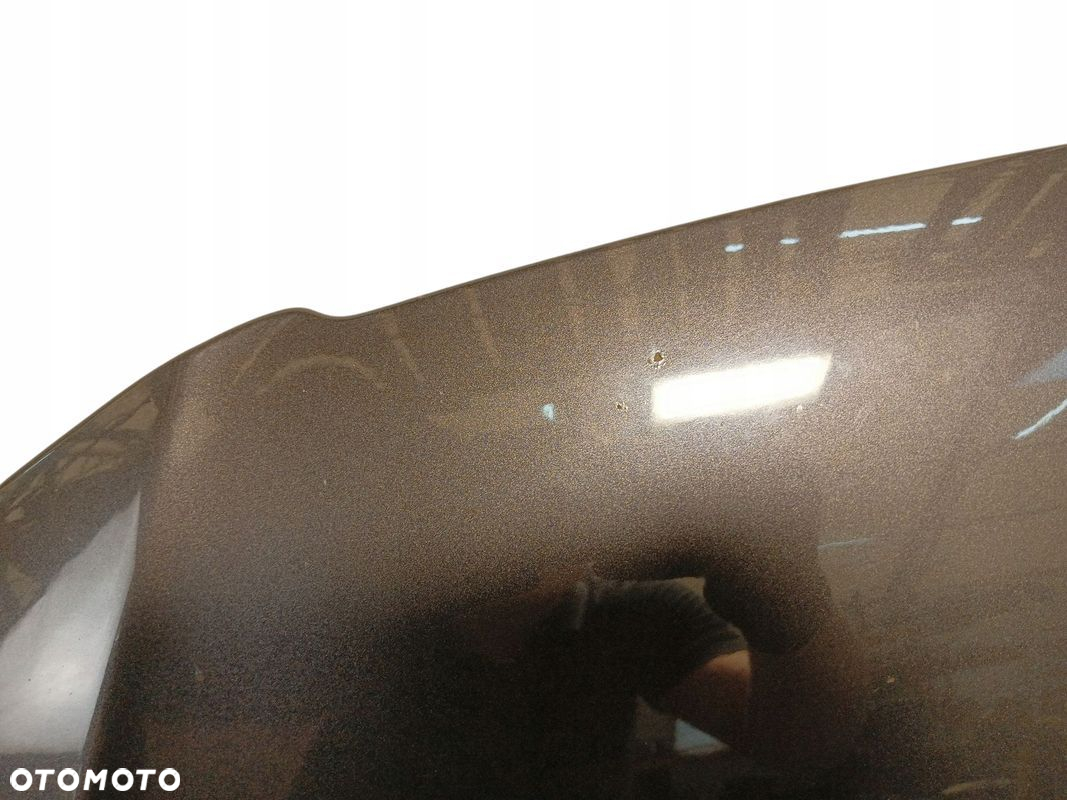 MASKA POKRYWA SILNIKA VOLKSWAGEN PASSAT B6 (2005-2010) KOD LAKIERU LC8Z - 3