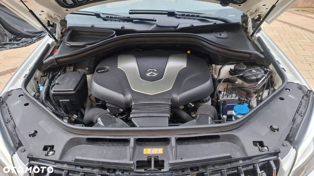 Mercedes-Benz GLE 350 d 4Matic 9G-TRONIC AMG Line - 31