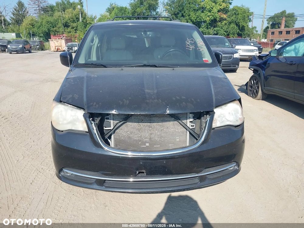 Chrysler Town & Country 3.6 Touring - 6