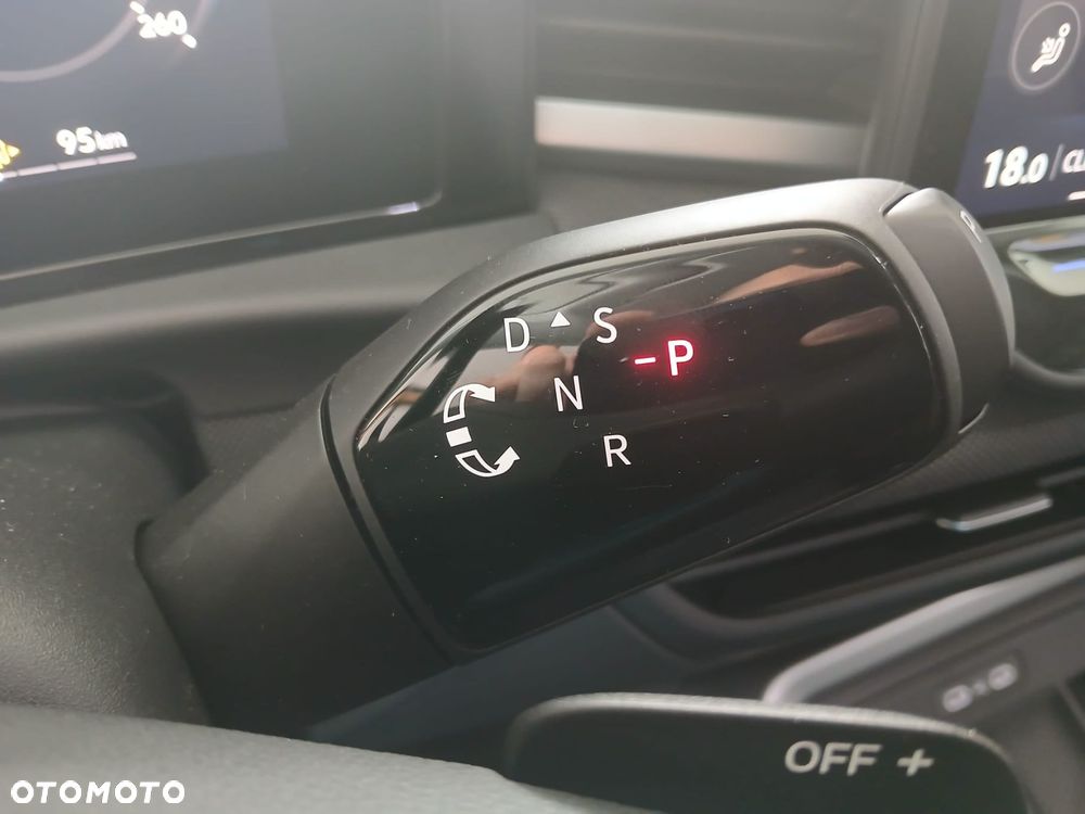 Volkswagen T-Roc 1.5 eTSI Life DSG - 15