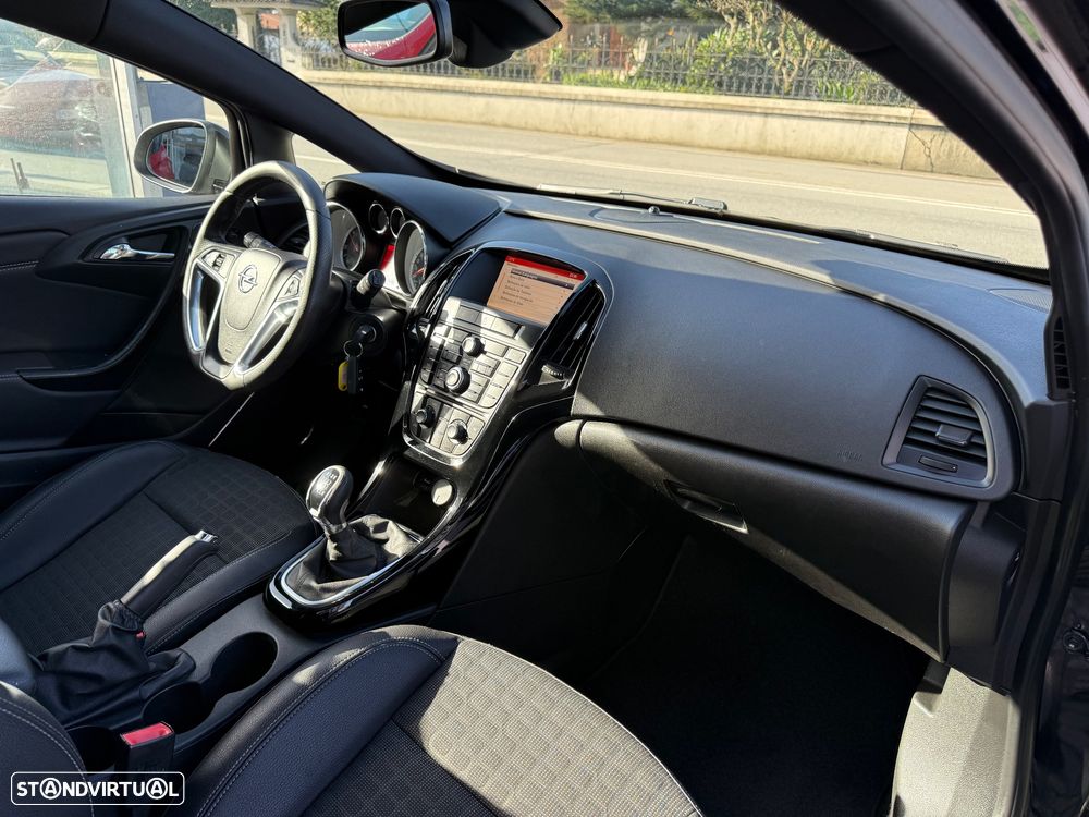 Opel Astra GTC 1.6 CDTi S/S - 32