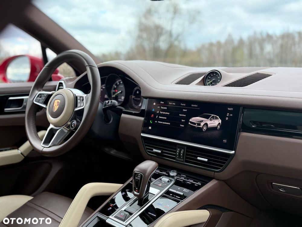 Porsche Cayenne - 7