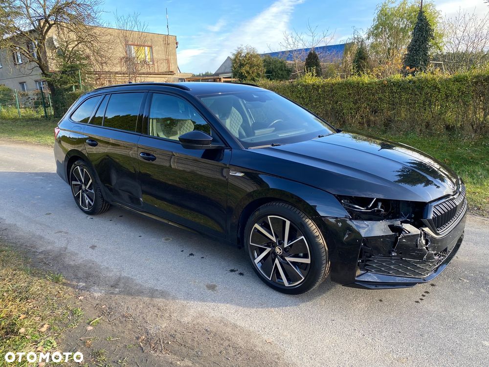 Skoda Octavia 1.5 TSI mHEV DSG Sportline - 8