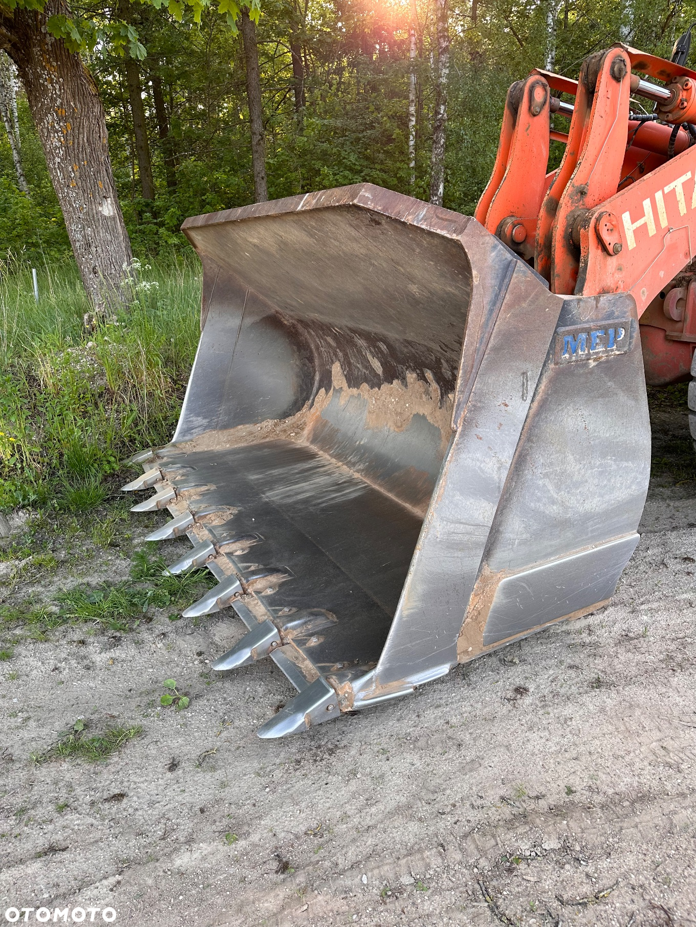 Hitachi ZW 330 - 3