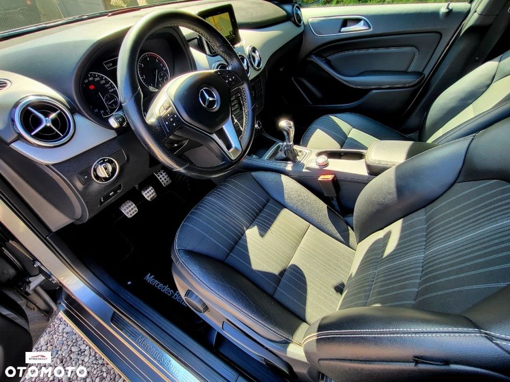 Mercedes-Benz Klasa B - 16