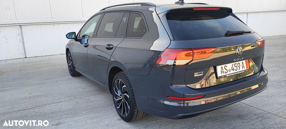 Volkswagen Golf - 33