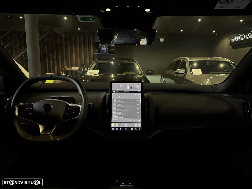 Volvo EX30 51 kWh Single Motor Core - 16