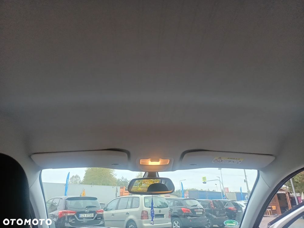 Peugeot 2008 - 36