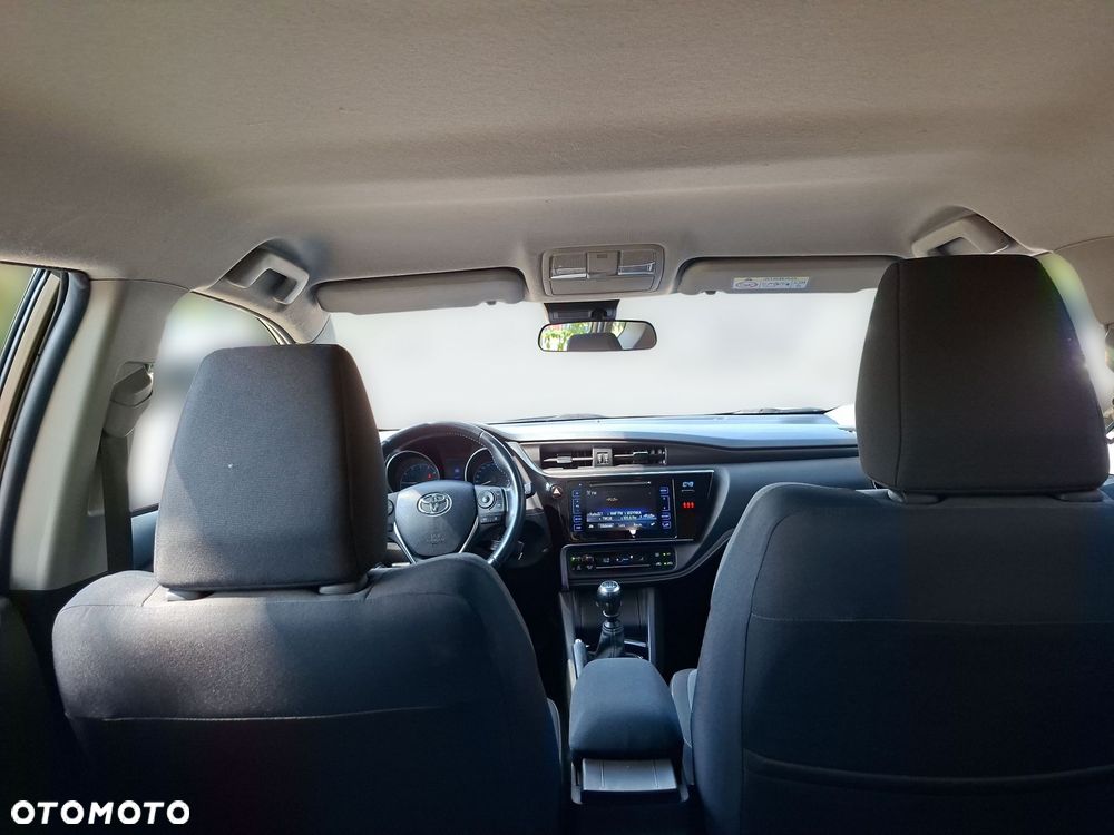 Toyota Auris - 26