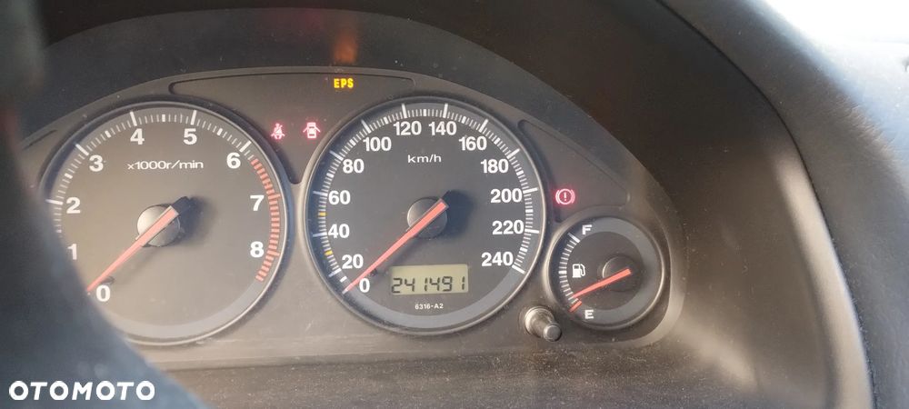 Honda Civic 1.6i LS - 26