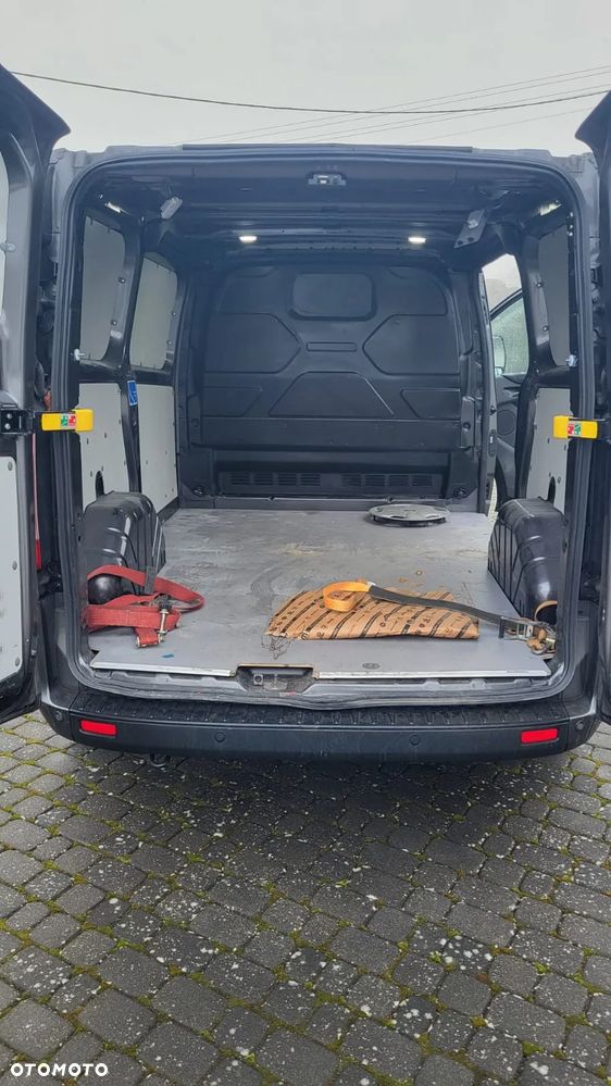 Ford TRANSIT CUSTOM - 19