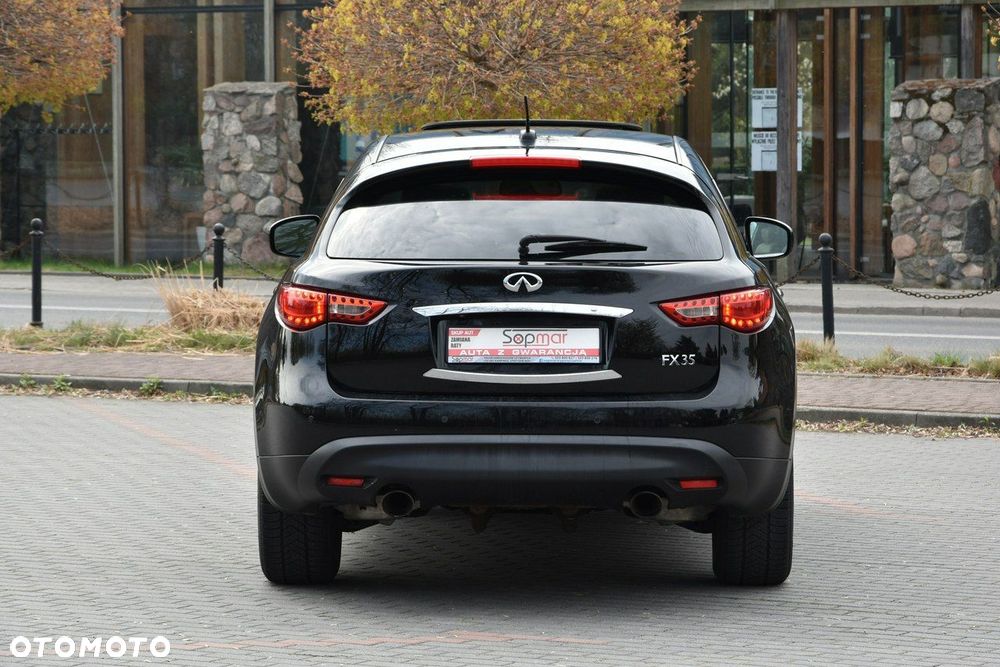 Infiniti FX - 11
