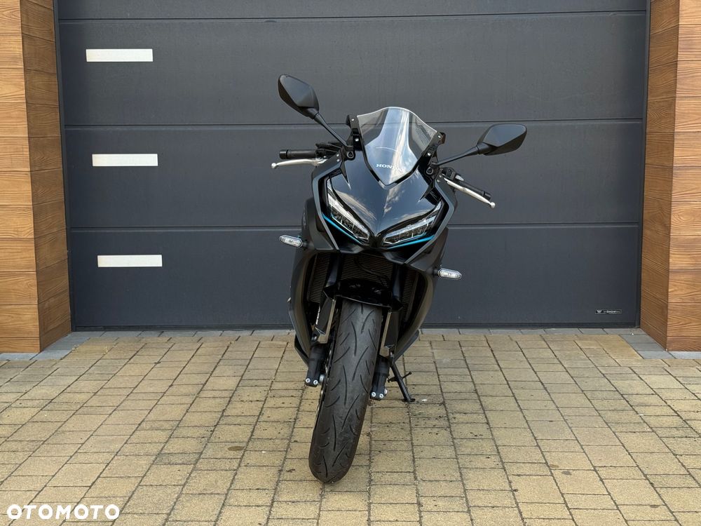Honda CBR - 4