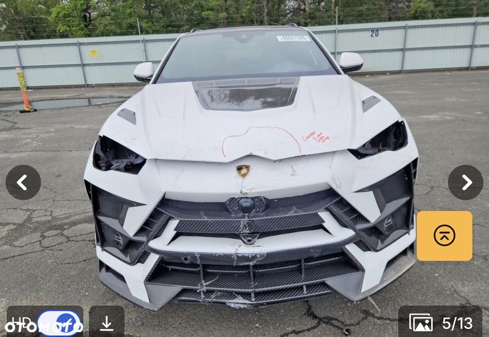 Lamborghini Urus - 5