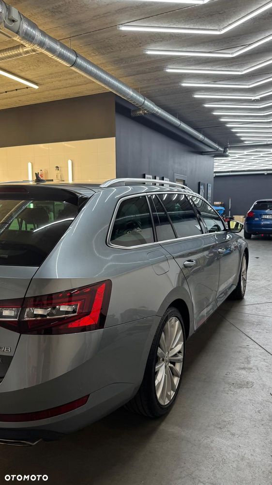 Skoda Superb 2.0 TSI 4x4 L&K DSG - 20