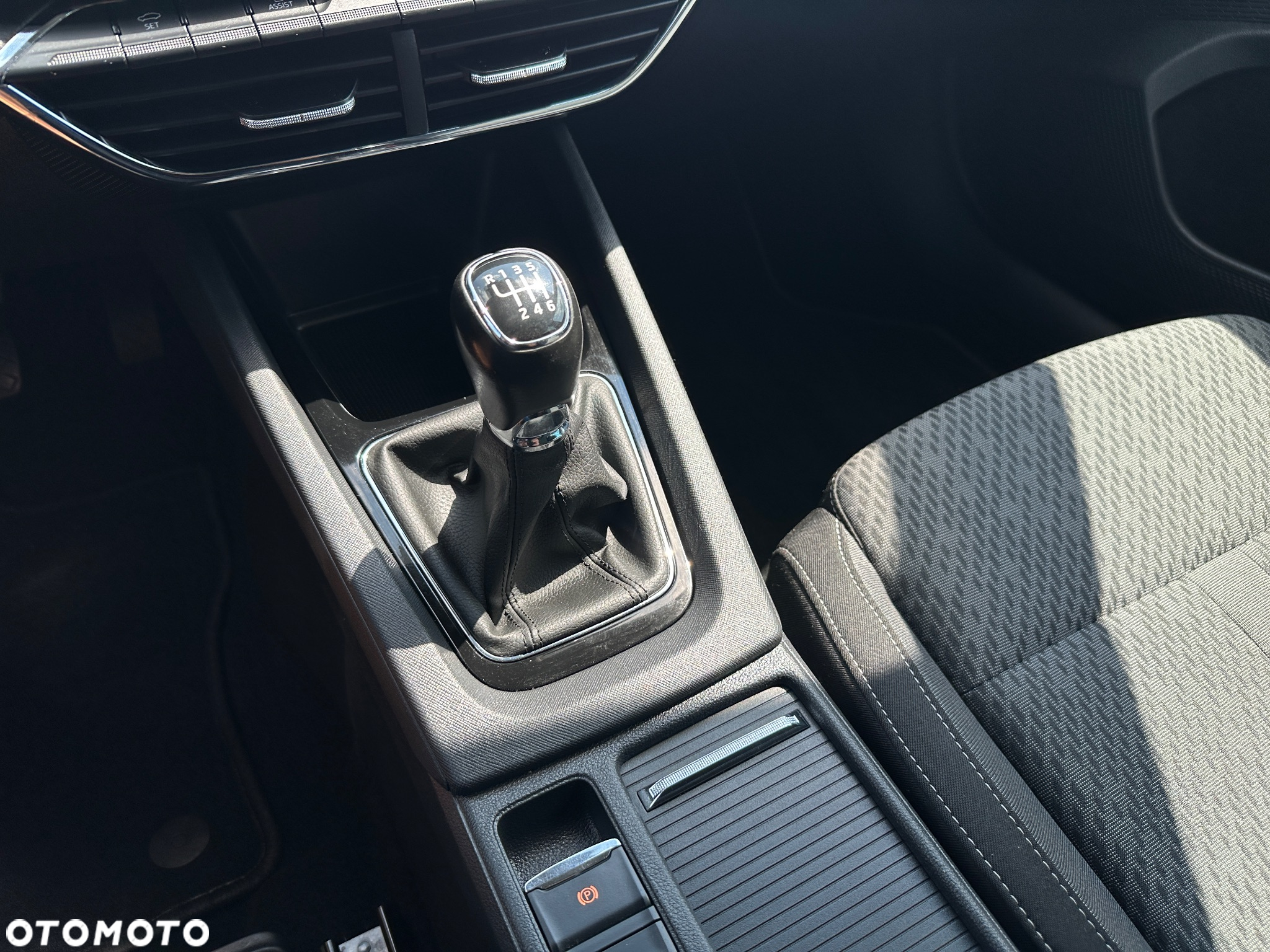 Skoda Octavia 1.5 TSI ACT Ambition - 22