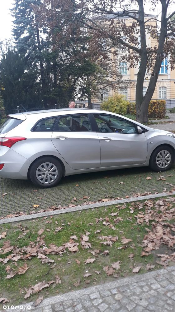 Hyundai i30 1.4 CRDi Classic + - 5