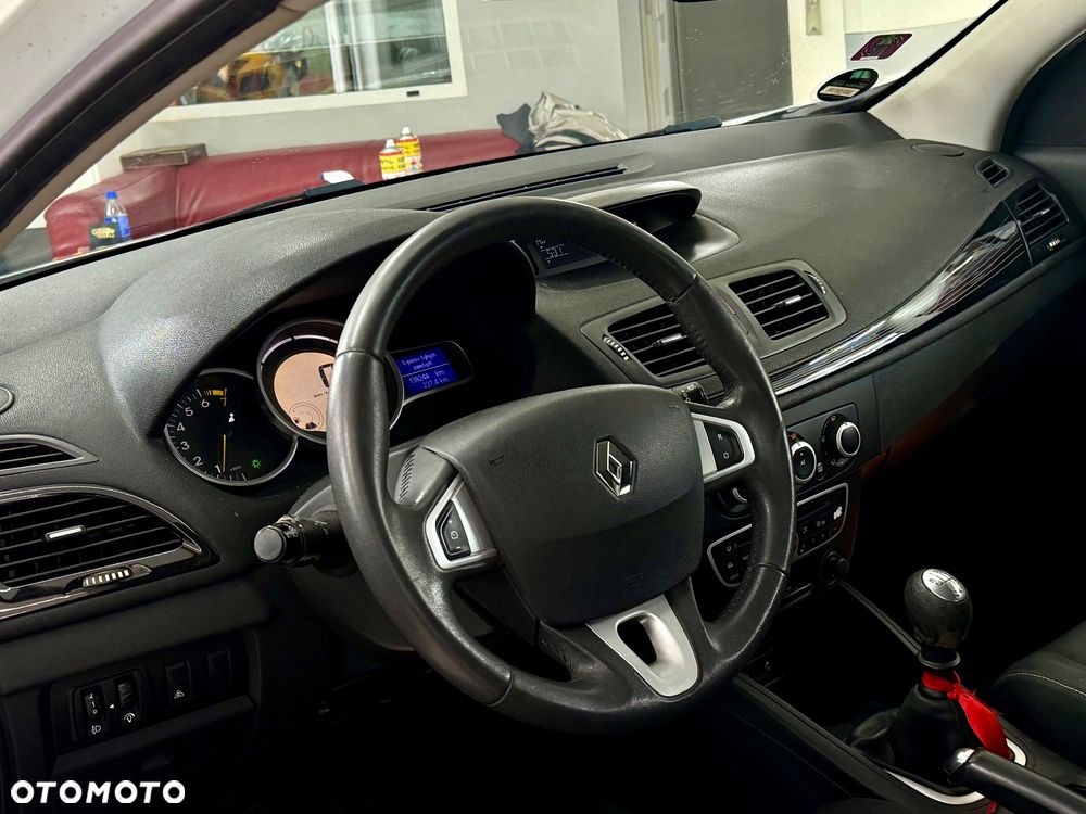 Renault Megane 1.6 16V Color Edition - 5