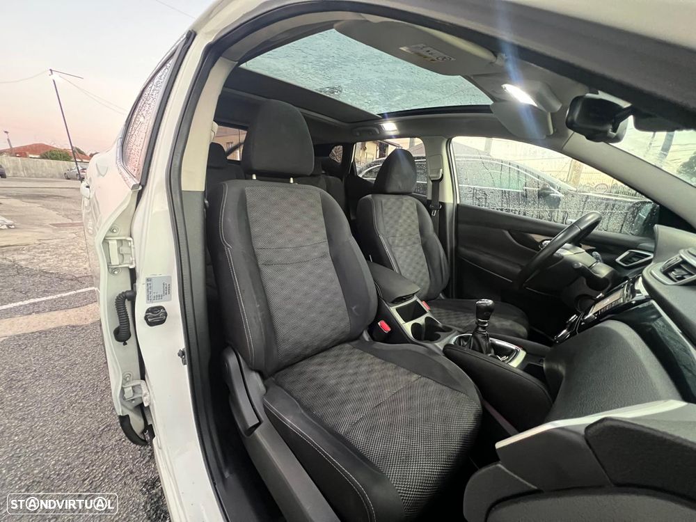 Nissan Qashqai 1.5 dCi DPF acenta - 13