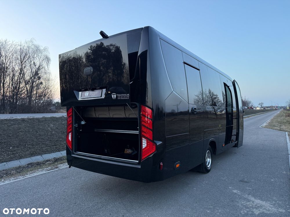Mercedes-Benz Sprinter 519 - 16