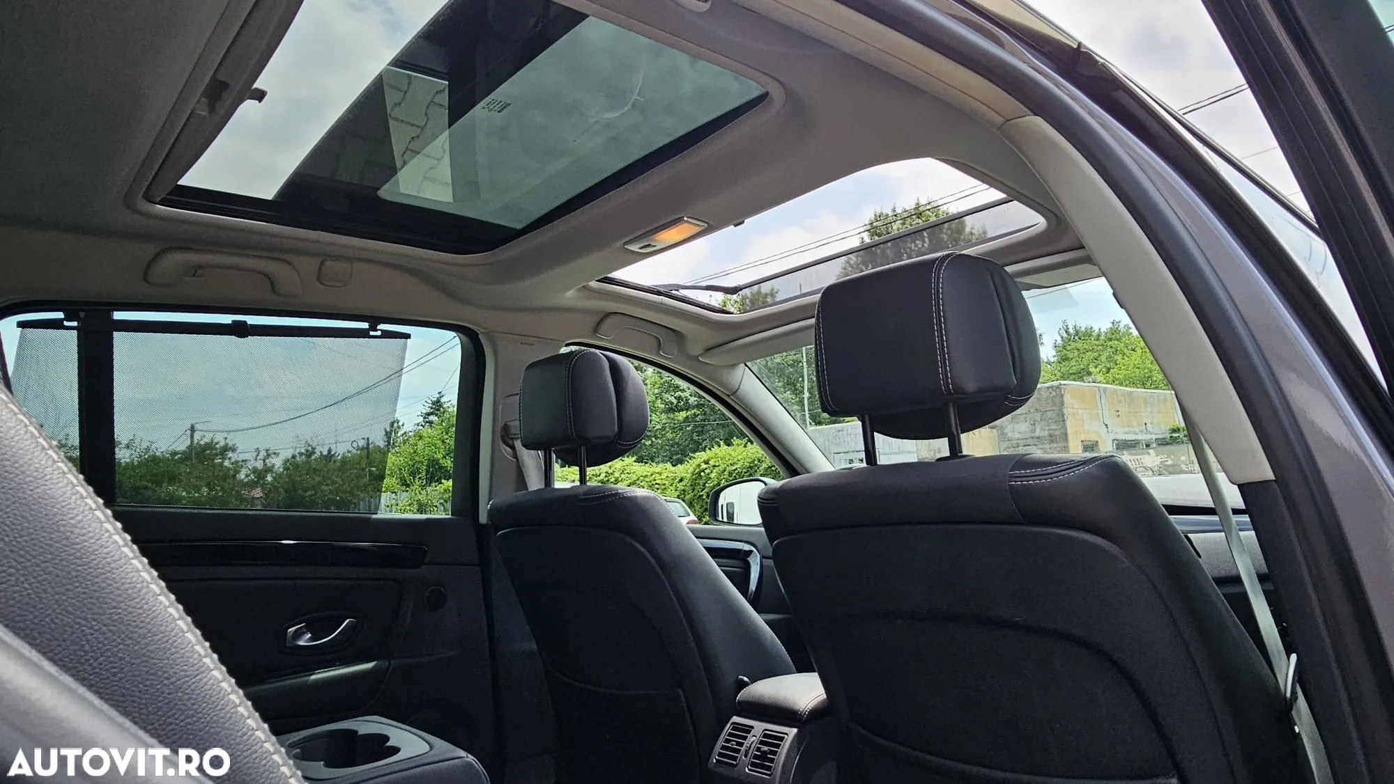 Renault Laguna dCi 110 FAP Bose Edition - 9