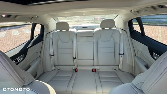 Volvo S60 2.5 T5 - 4