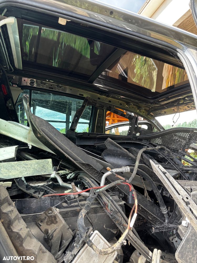 Volkswagen Tiguan - 13