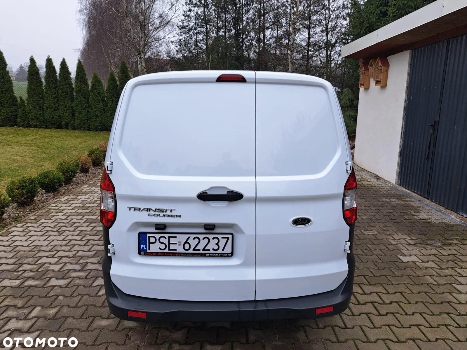 Ford Transit Courier - 6
