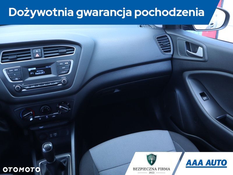 Hyundai i20 - 10
