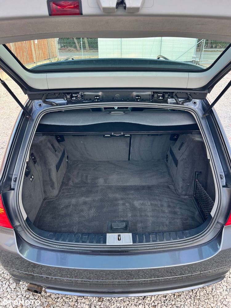BMW Seria 3 320d - 17