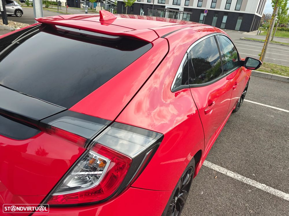 Honda Civic 1.0 i-VTEC Executive - 13