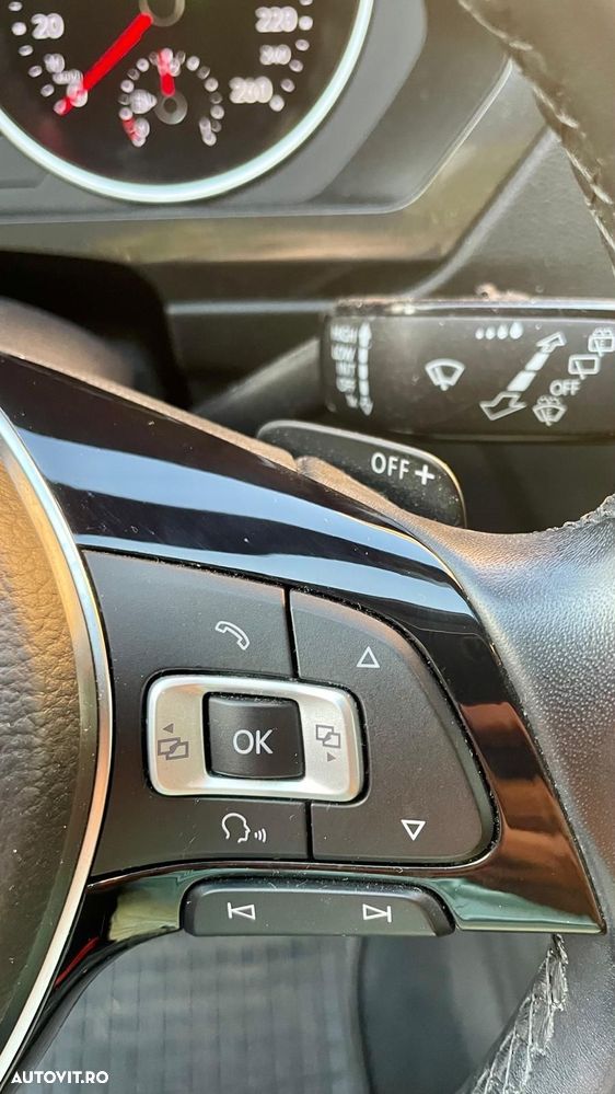 Volkswagen Tiguan 2.0 TDI 4Mot DSG Comfortline - 10