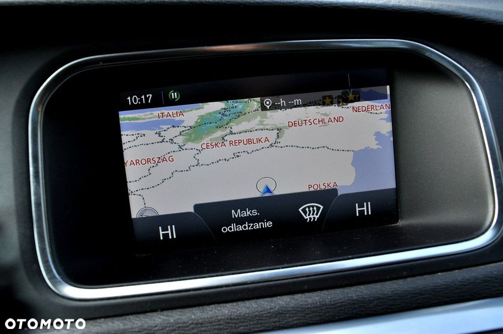 Volvo V40 Cross Country D2 Summum - 37