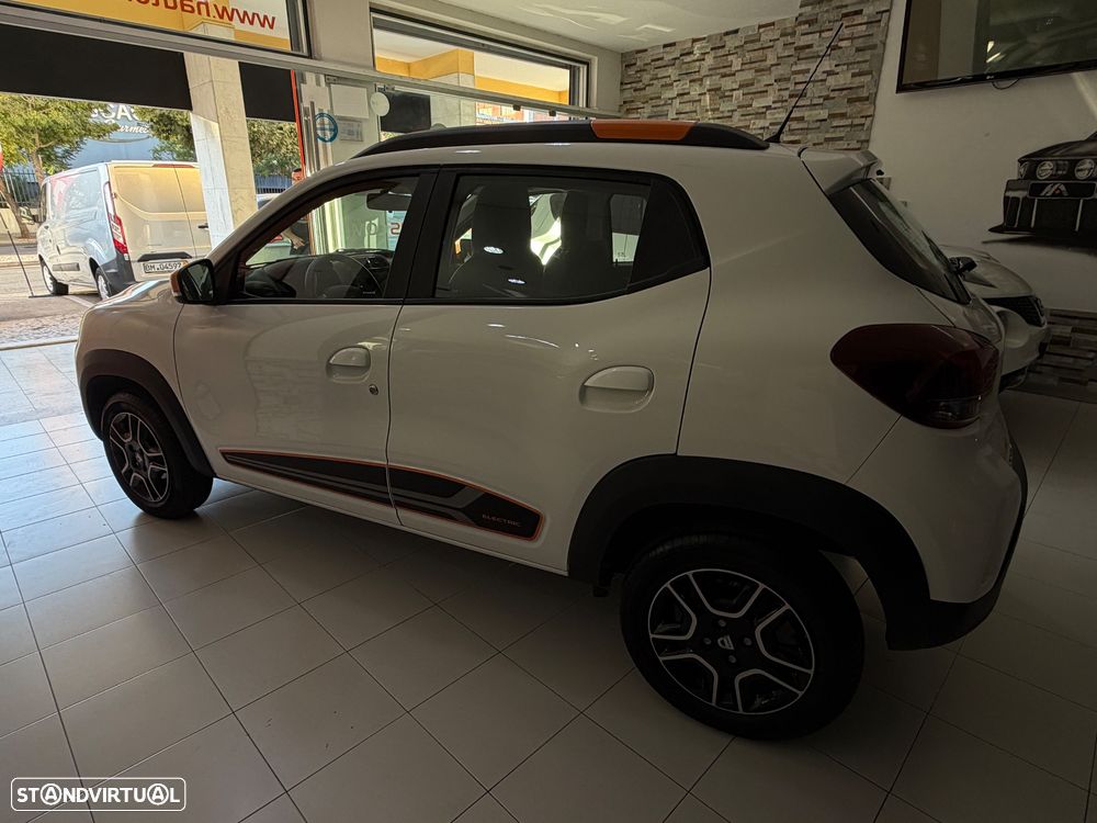 Dacia Spring - 9