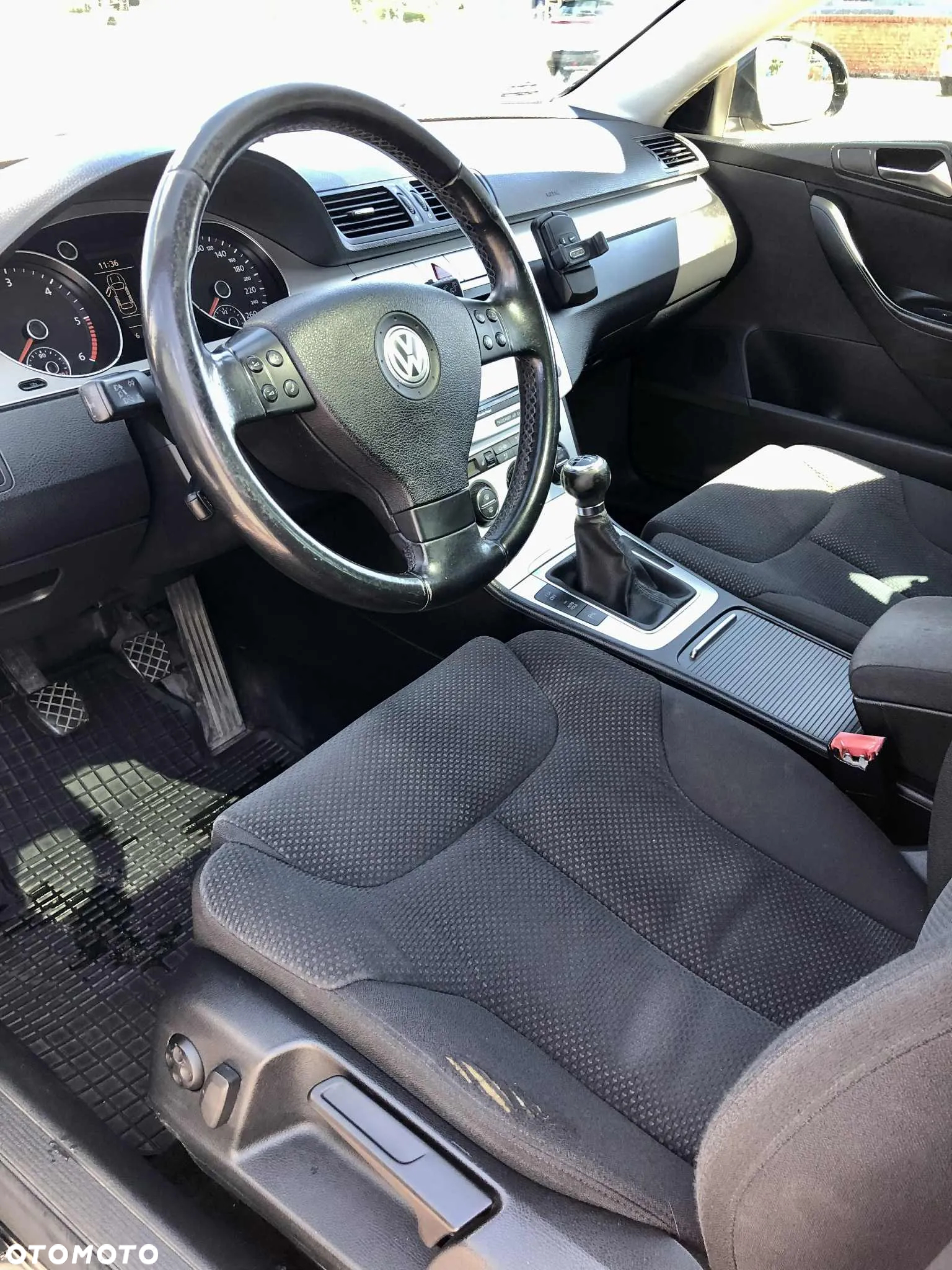 Volkswagen Passat - 9