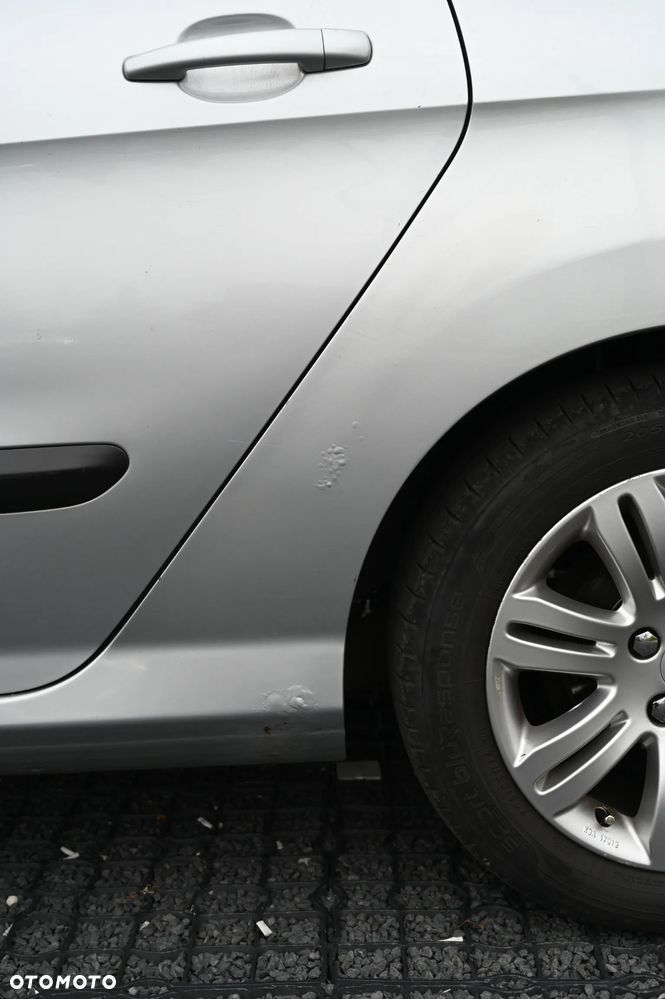 Peugeot 308 - 3