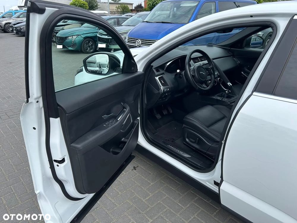 Jaguar E-Pace 2.0 i4D FWD S - 9