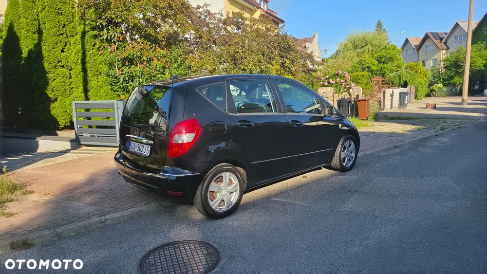 Mercedes-Benz Klasa A 160 BlueEfficiency - 9